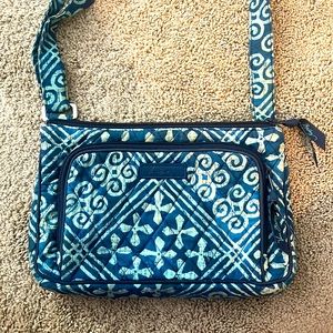 Crossbody vera bradley bag